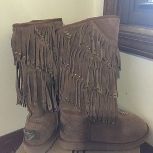 Secret luxe affair ugg type boots